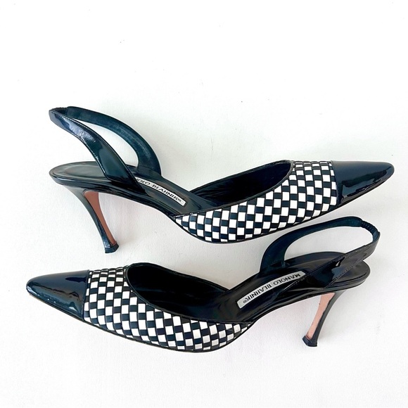 MANOLO BLAHNIK || Black White Cap Toe Woven Leather SlingBack Pointed Pumps - Picture 12 of 16